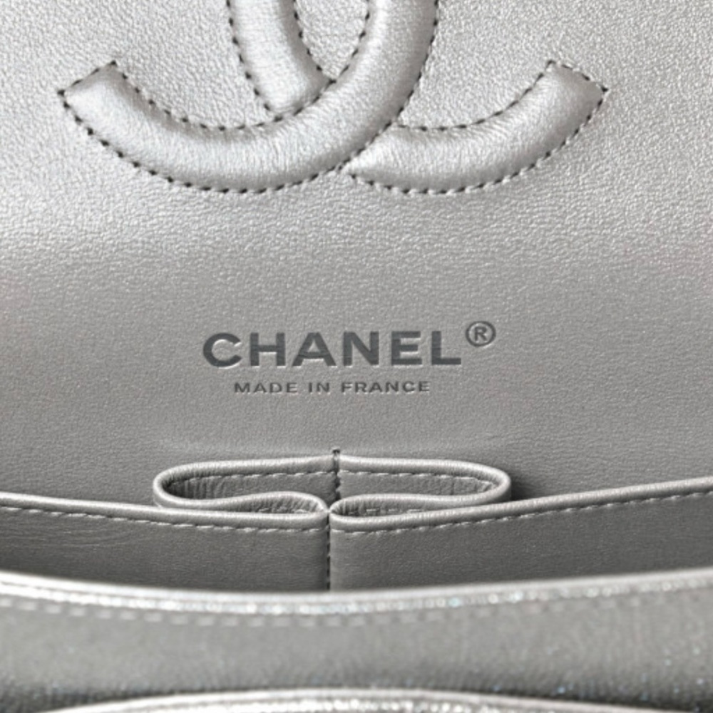 **SOLD** CHANEL Glittered Metallic Caviar Medium Double Flap LIMITED EDITION - Picture 3 of 12